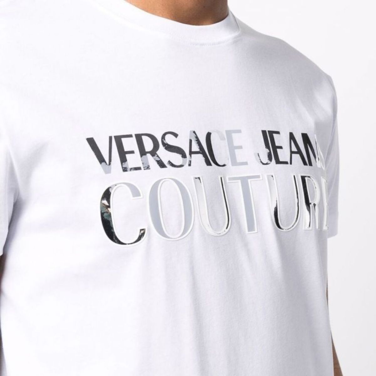 T-Shirt Versace Jeans Couture 72GAHG01